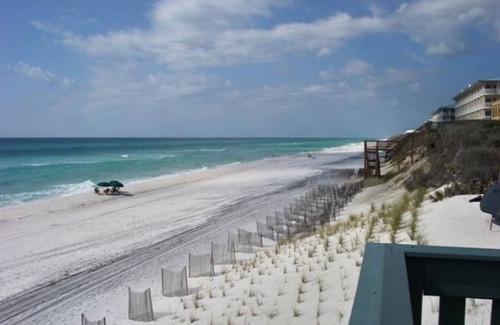 Rosemary Beach Apartment | Charming Studio 30A, Seacrest! Walk to Rosemary! Free Private Beach Access!