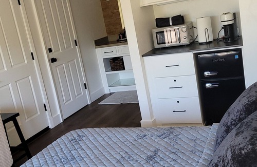 Napa Condo | Charming studio condo in delightful Silverado Country Club with WiFi, AC.