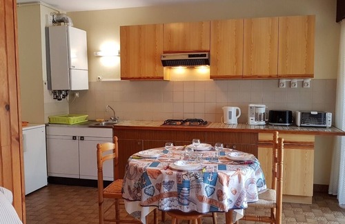 Saint-Malo Apartment | Charming studio for 2 persons with balcony, near the beach of bas-sablons