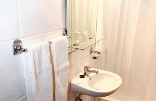 Sao Pedro Apartment | Charming studio in Funchal, 30m², city view