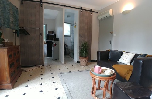 Nyons Apartment | Charming Studio in Nyons