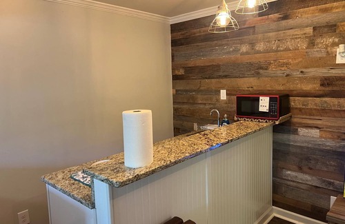 Knoxville Apartment | Charming studio in South Knoxville