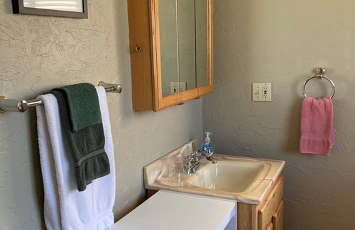 Westcliffe Apartment | Charming studio in Westcliffe gorgeous views of the Sangre de Cristo mountains