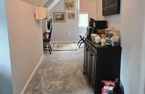 Andersonville Apartment | Charming studio in welcoming Dillwyn, near Farmville