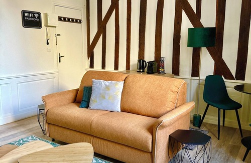 Cathedrale Apartment | Charming studio just a stone's throw from the station