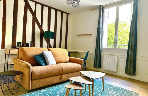 Cathedrale Apartment | Charming studio just a stone's throw from the station