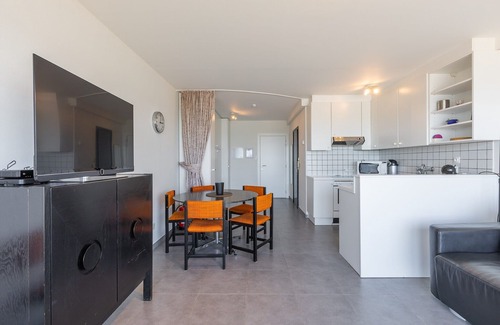 Middelkerke Apartment | Charming studio on the seafront with sea view