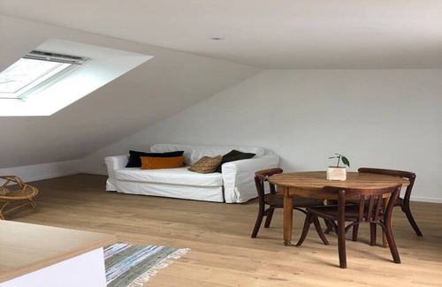 Dinard Apartment | Charming studio, right in the center, 600 m from the beaches.