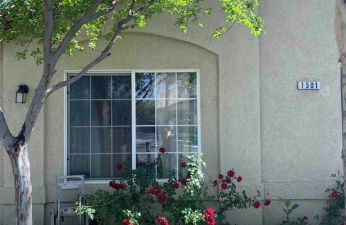 Arvin House | Charming Studio
