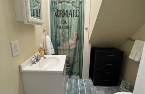 Cape May Court House Apartment | Charming studio in Cape May Court House - perfect for a couples getaway