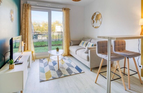 Coupvray Apartment | Charming studio w/ garden and parking, 5 min to Disneyland Paris - Welkeys