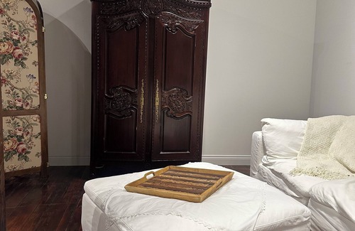 Sunshine Apartment | Charming studio with AC & WiFi in Historic District of Plaquemine