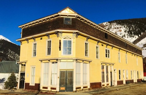 Silverton Apartment | Charming suite in the heart of Silverton