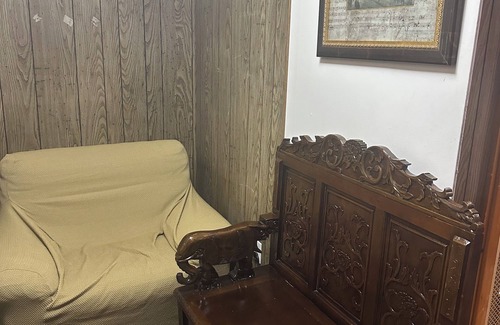 Irvington Apartment | "Charming Suite with 2 Queen Beds – Ideal for Families!"