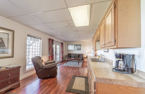 Trinidad Apartment | Charming suite with ocean & beach views, upscale furnishings & grill - near town