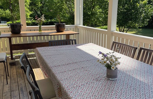 Ytterbystrand House | Charming Summer Paradise in Resarö