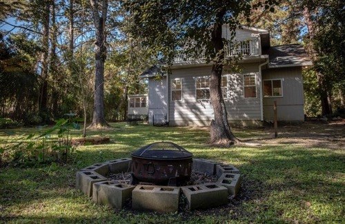 Summerville Historic District House | Charming Summerville Cottage