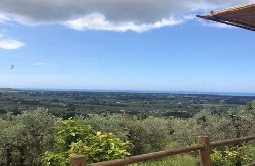 Castagneto Carducci House | Charming Tuscan Home Wi-Fi