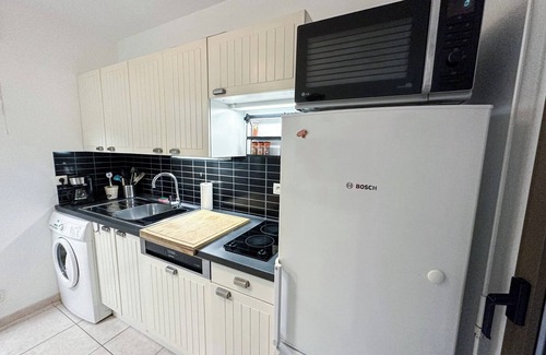 Antibes Old Town Apartment | Charming T2 near the Port Vauban d'Antibes