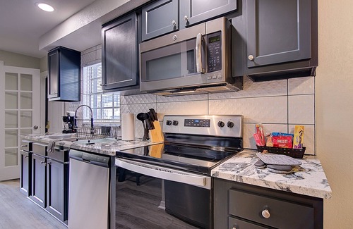 Ybor City Apartment | Charming Tampa one bedroom apartment with patio!