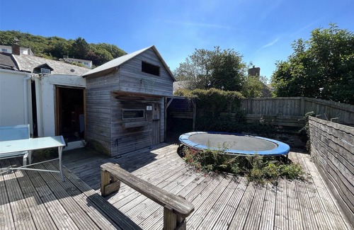 Braunton Cottage | Charming three-bedroom cottage on one of Braunton's oldest streets.