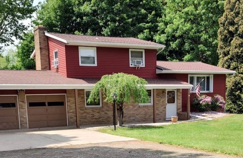 Girard House | Charming three bedroom home with spacious deck, near Elk Creek