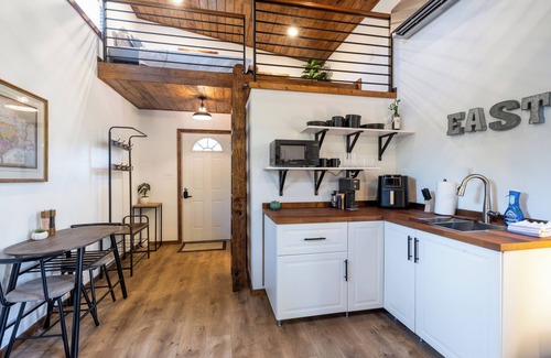Austin Cottage | Charming Tiny Home Cottage - East Side!