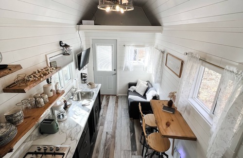 Stevens Point House | Charming Tiny House in Stevens Point
