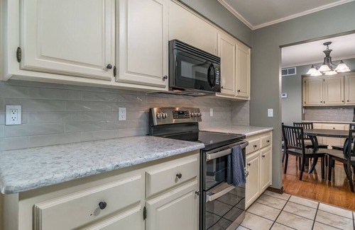 Amarillo House | Charming Townhome - Suite 2 - Travel Nurse Ready