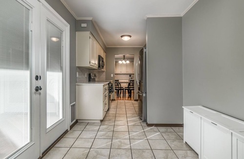 Amarillo House | Charming Townhome - Suite 2 - Travel Nurse Ready