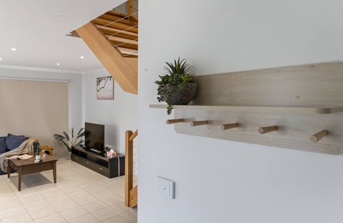 Doncaster House | Charming townhouse - 15min to CBD