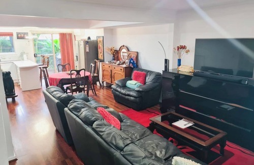 Tweed Heads House | Charming Townhouse.nRelax in our warm, townhouse just 8 min Kirra Coolangatta.