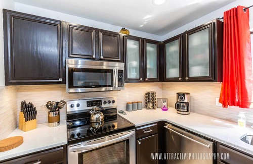 Village at Camelback House | Charming Townhouse at Camelback - Great Location! SKI ON/OFF