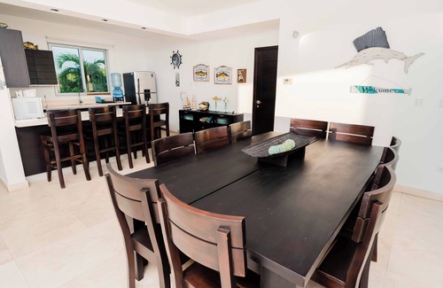 Pacific Marlin House | Charming Two-Story Villa with a Stunning View of Pacific Ocean