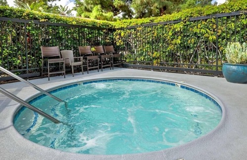 Anaheim Resort Hotel | Charming Unit Just 15 Min Stroll to Downtown Disney Fun!