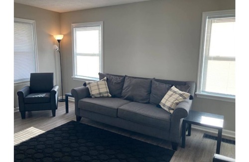 Speedway House | Charming updated home in the heart of Speedway
