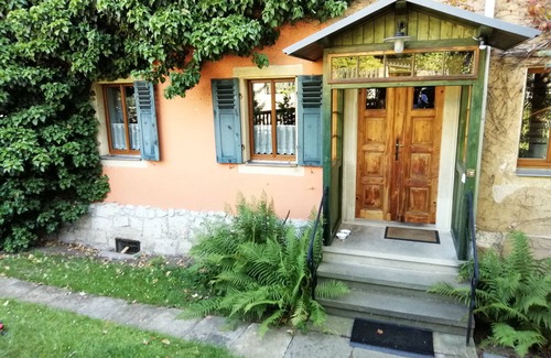 Schoenfeld-Weissig House | Charming vacation apartment in Dresden Pillnitz EG