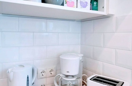 Schwandorf House | Charming Vacation Home “Marie Antoinette” with Wi-Fi, Terrace & Garden