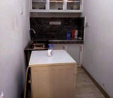 Battaramulla South Apartment | Charming vacation home near Diyawanna lake