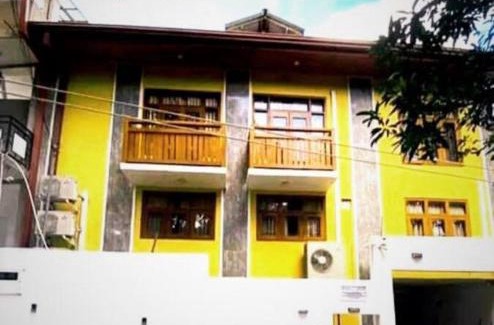 Battaramulla South Apartment | Charming vacation home near Diyawanna lake