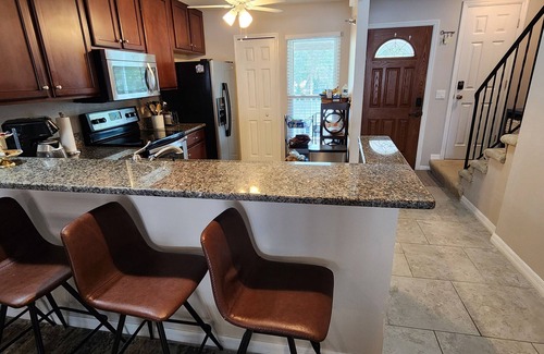 Venice House | Charming Venice Townhouse Steps from the Beach - Your Florida Paradise Awaits!