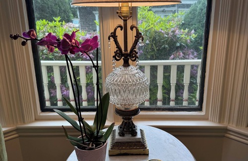 East Boothbay House | Charming Victorian Estate with AC, WiFi with water views in East Boothbay