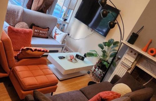 Wolverhampton Apartment | Charming Victorian Apartment in Central Wolverhampton