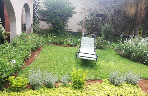 Bulawayo House | Charming Victorian Guesthouse just 1km from City Center!nnnnnnnnnnnnnnn