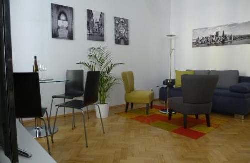 Landstrasse Apartment | Charming Viennese Home