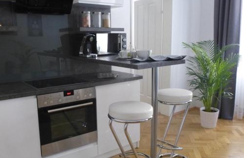 Landstrasse Apartment | Charming Viennese Home