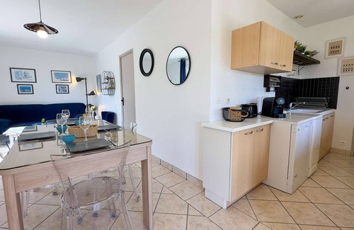 La Couarde-sur-Mer House | Charming villa facing the dune with yard - parking