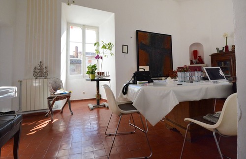 Malemort-du-Comtat House | Charming village house with terrasse