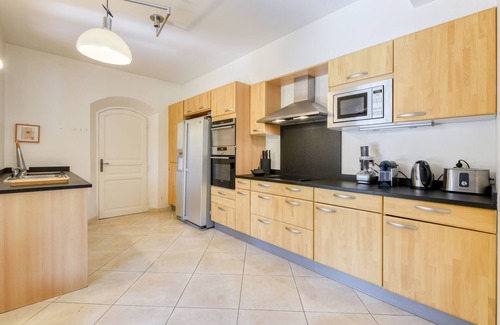 Cote d'Azur- French Riviera House | Charming Villa in a guarded estate, beautiful private pool