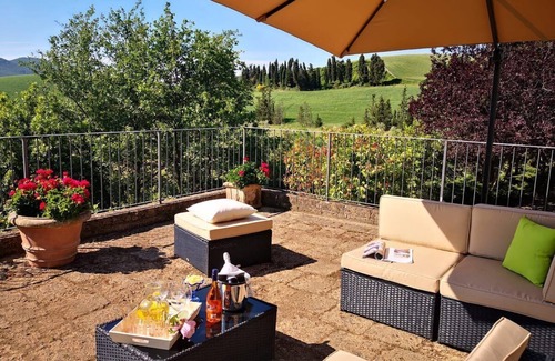 Chianni Villa | Charming villa in Chianni,Pool,garden, A/C, Pergola for al fresco dining,sleep 9